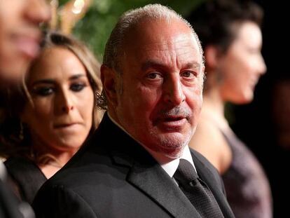 Sir Philip Green en los premios British Fashion Awards de 2015 celebrados el 23 de noviembre de 2015 en Londres. En vídeo, el parlamentario Peter Hain, identifica a Philip Green como presunto abusador.