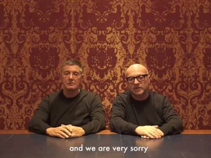 Un 'frame' del vídeo de disculpa de Domenico Dolce y Stefano Gabbana.