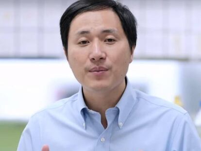 El investigador chino He Jiankui, en su laboratorio.