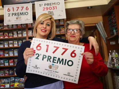 Loteras de la administración Avenida Maracena 142, en Granada, que ha vendido el segundo premio del Sorteo del Niño.