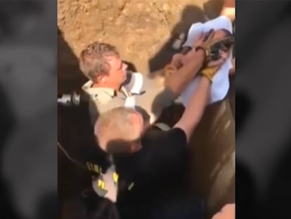 Una bebé de tres días rescatada en un desagüe tras ser arrojada por su madre