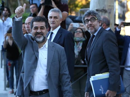 Jordi Sànchez, presidente de ANC, a su llegada a la Audiencia Nacional en octubre de 2017. Vídeo: Declaración de Sànchez en el Tribunal Supremo.