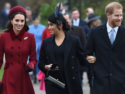 Los duques de Cambridge y los de Sussex, la pasada Navidad. En vídeo, Harry y Meghan disfrutan de la comida marroquí en su viaje oficial a Rabat.