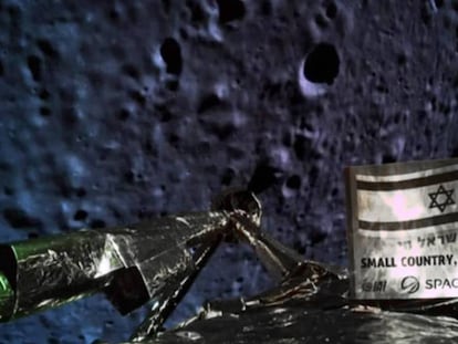 Este selfie, a 20 kilómetros de altura, fue tomado poco antes de que la sonda 'Bersheet' se estrellase contra la Luna. En vídeo, las declaraciones del primer ministro de Israel, Benjamín Netanyahu, y del Director general de Industrias Aeroespaciales Israelíes, Opher Doron.