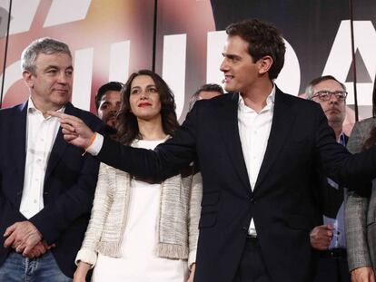 Albert Rivera, junto a su equipo, en una imagen de archivo. En vídeo: Declaraciones de Inés Arrimadas.