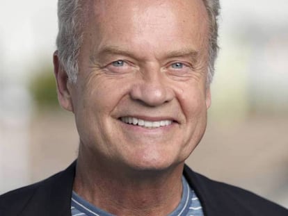 El actor Kelsey Grammer en la Comic-Con de San Diego en 2019. En vídeo, Grammer recuerda a su hermana en una entrevista con Oprah Winfrey en 2012.