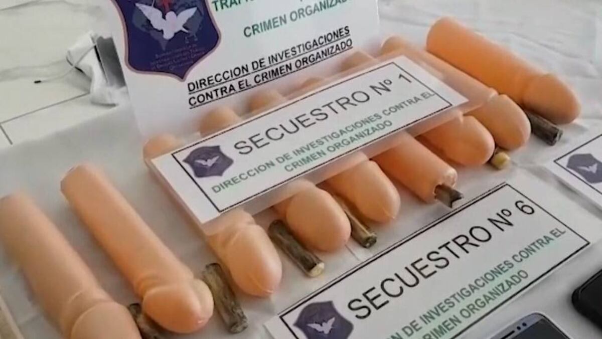 Desarticulada una banda en Argentina que escondía cocaína en penes de adorno