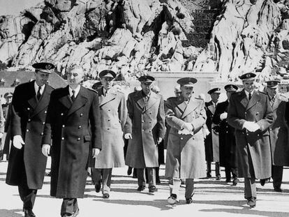 Francisco Franco, en la inauguración del Valle de los Caídos, el 1 de abril de 1959. En vídeo, el día que Franco visitó el Valle de los Caídos.