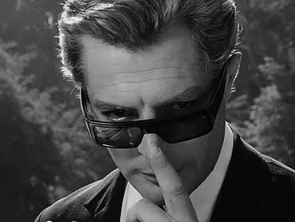El actor Marcello Mastroianni en la película '8 1/2', del director de cine italiano Federico Fellini. En vídeo, 'Fellini, en 8 películas (y media)'.