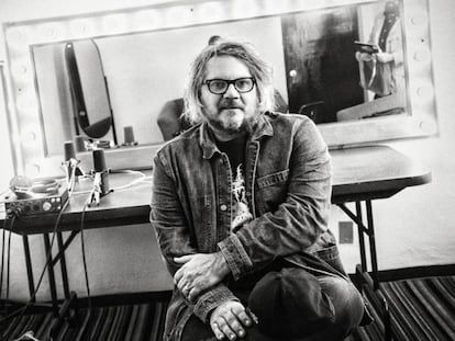 Jeff Tweedy durante la entrevista en el camerino.