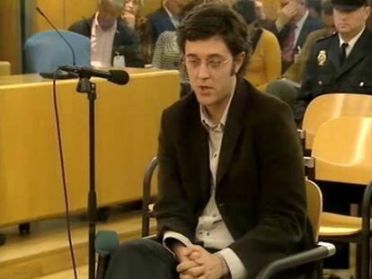 La Audiencia Nacional ha condenado a 20 años de prisión a Asier Arzallus e Iker Olabarrieta por el atentado contra el diputado del PSOE, Eduardo Madina. Además tendrán que indemnizar a Madina con tres millones de euros, la indemnización más alta que ha impuesto la Audiencia Nacional