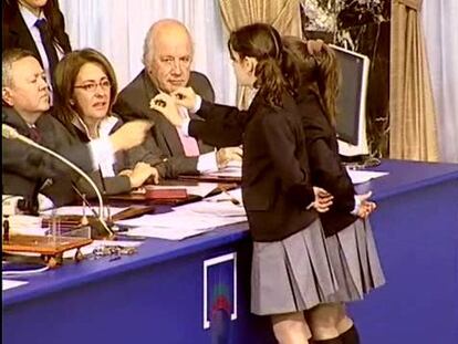 El número 37.368 ha sido galardonado con el segundo premio, que está dotado con un millón de euros por serie. El premio ha recaído íntegramente en la Puerta del Sol de Madrid.