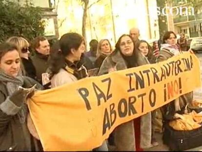 Grupos católicos han aprovechado el día de Santos Inocentes para mostrar su rechazo al aborto