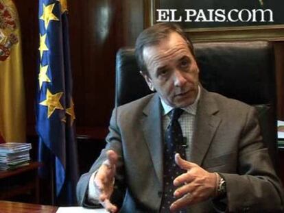 El Ministro de Defensa José Antonio Alonso repasa en exclusiva para Elpais.com las principales acciones llevadas a cabo por su ministerio desde su nombramiento.