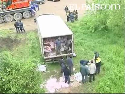 Un camión lleno de explosivos cae por un precipicio en Olius, Lérida