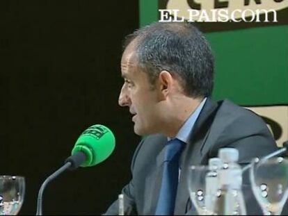 El presidente de la Comunidad de Valenciana ha declarado que Rajoy "saldrá reforzado" del congreso que celebrará su partido en junio.
