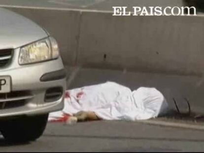 Un transportista de 47 años ha muerto atropellado en Granada cuando participaba en un piquete en el mercado de la ciudad de Granada.