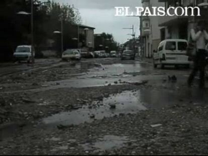 Vuelven las lluvias y vuelven las inundaciones a Coslada. Días después de la intensa riada que vivió la ciudad, los vecinos de la Avenida Vicálvaro han tenido que abandonar sus casas.