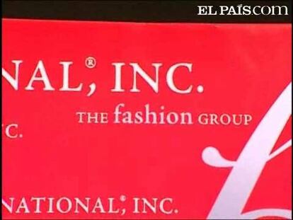 La diseñadora Donatella Versace fue homenajeada ayer en Nueva York en la gala de la Fashion Group Internacional. La actriz Jennifer López fue la encargada de concederle el galardón, a lo que Versace se mostró muy agradecida. Al acto no faltaron claros referentes del mundo de la moda y la interpretación, como Kerry Washington, Blake Lively, Penn Badgley y Debra messing y Kate Bosworth.