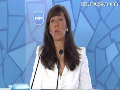 La presidenta del PP catalán, Alicia Sánchez-Camacho, pidió a todos los partidos políticos que acaten la sentencia del Tribunal Constitucional sobre el Estatuto de Cataluña. Sánchez-Camacho valoró positivamente "este Estatuto" y afirmó que a partir de hoy Cataluña tiene ya "un Estatuto de unidad, plenamente constitucional y que nos representa a todos los catalanes pensemos lo que pensemos". La presidenta del PP catalán dio por cerrado el debate y sentenció que hoy "no hay ni vencedores ni vencidos, hoy han vencido la democracia y el Estado de Derecho".