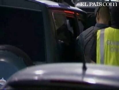 La Guardia Civil ha detenido esta noche en el País Vasco, Navarra, Valencia y Cantabria a nueve personas a las que acusa de formar la dirección de Ekin, el entramado político de ETA que funciona como "comisario" de los terroristas, encargado de hacer cumplir las directrices de la banda. La operación se ha desarrollado de madrugada.