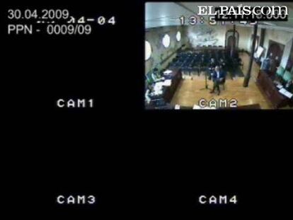 El interrogatorio completo de tres horas del juez Antonio Pedreira, juez del 'caso Gürtel', al cabecilla de la trama corrupta en abril de 2009.