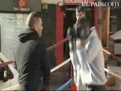 La madrileña calle de Fuencarral ha sido el escenario elegido para promocionar la película 'The Fighter', protagonizada por Mark Wahlberg y Christian Bale. Los transeúntes se han podido convertir en púgiles para ganar premios. Eso sí, había que atreverse a subir al cuadrilátero y completar un entrenamiento.