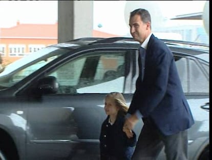 Los Príncipes de Asturias visitan a Felipe Juan Froilán en el Hospital