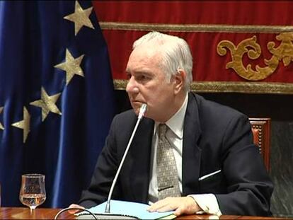 Dívar: "Quien me acompañaba tiene carácter público y oficial"