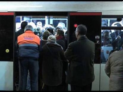 Huelga de Metro: viajeros en Príncipe Pío