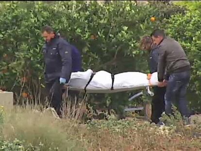 Dos muertos en Cartagena aplastados por un muro derribado por el viento