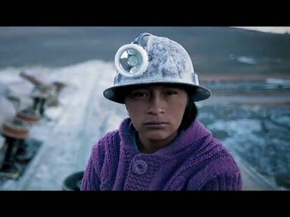 El aliento infantil que sostiene la mina