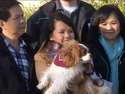 La enfermera de Dallas recuperada de ébola se reúne con su perro