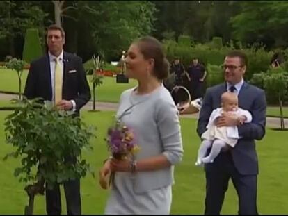 Victoria de Suecia da a luz a un niño
