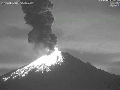 Momento de la explosión del Popo.