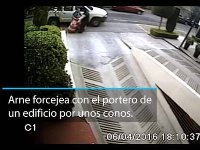 La pelea con un portero desde una cámara de seguridad