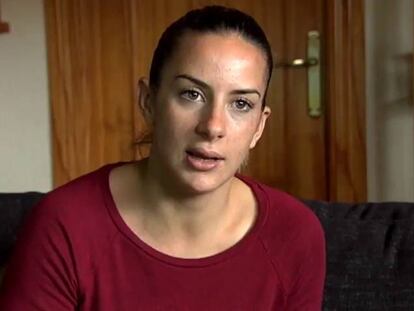 Una modelo busca en Facebook al autor de su atropello