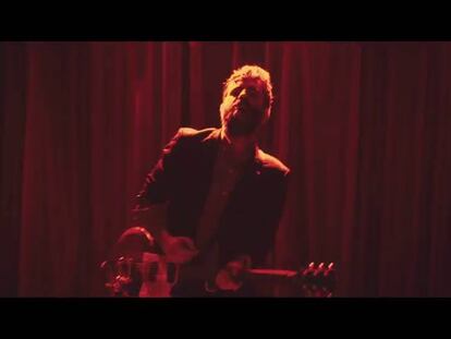 Nocturnidad, alevosía y rencor: estrenamos el videoclip de Mostaza y Gálvez