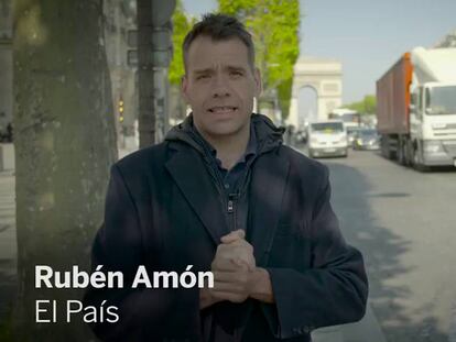 El enviado de EL PAÍS Rubén Amón en los Campos Elíseos de París.