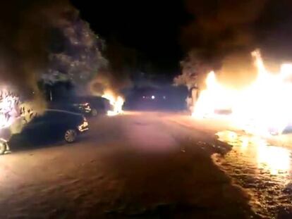 Incendiados nueve coches de alquiler con conductor en Sevilla