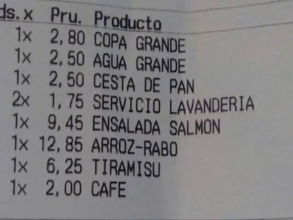 Una de las facturas denunciadas por FACUA.
