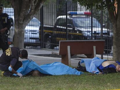 Mueren siete personas en un tiroteo
en una clínica estética de Guatemala
