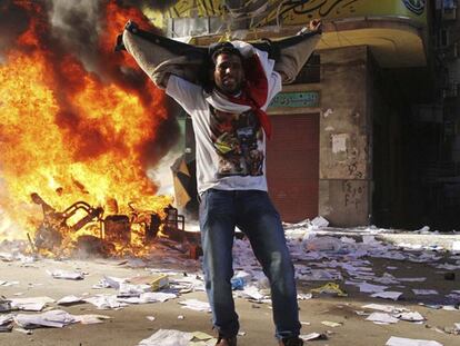 El decretazo de Morsi incendia Tahrir