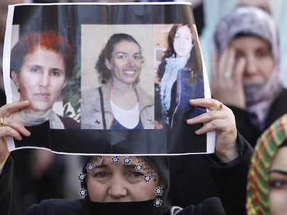 El asesinato de tres kurdas en París mina el proceso de paz en Turquía