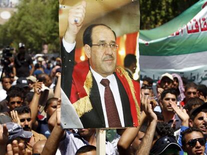 Varios manifestantes del saliente primer ministro iraquí, Nuri al Maliki.