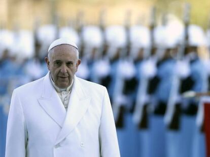 En la foto (Efe), el Papa en el nuevo palacio presidencial en Ankara | Vídeo: Reuters