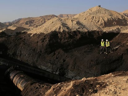 La fuga en un oleoducto causa el peor accidente medioambiental de Israel