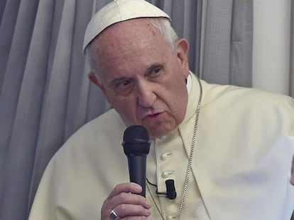 O Papa defende que “a liberdade de expressão tem limites”