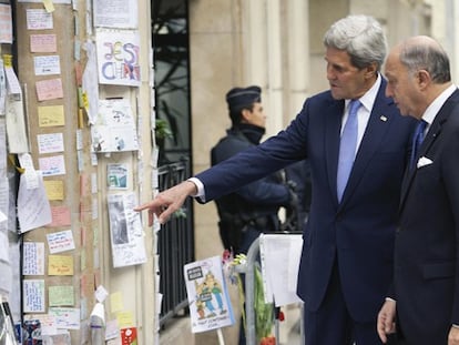 Kerry y el ministro de Exteriores francés Laurent Fabius