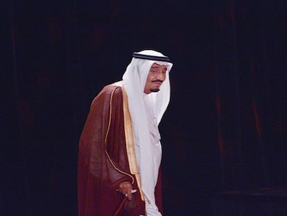 El nuevo rey de Arabia Saudí promete continuismo en su primer mensaje